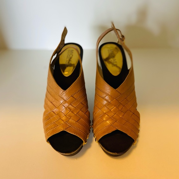 Michael Kors shoes - Picture 3 of 3